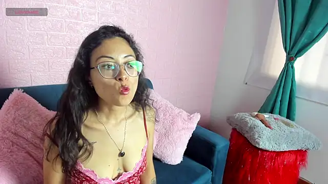 Kat santana online show from April 13, 9:53 pm