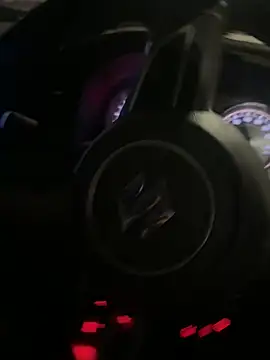 Badbuddy00 online show from April 21, 4:45 pm