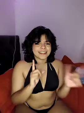 Snapshot of Jenna_Greyy_ chatting on April 26, 12:30 am Jenna Greyy online show from April 26, 12:30 am