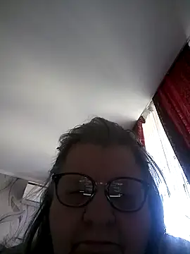 Snapshot of MartaMia68 chatting on April 15, 7:48 am MartaMia68 online show from April 15, 7:48 am