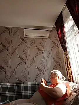 Snapshot of MartaMia68 chatting on July 15, 3:39 pm MartaMia68 online show from July 15, 3:39 pm
