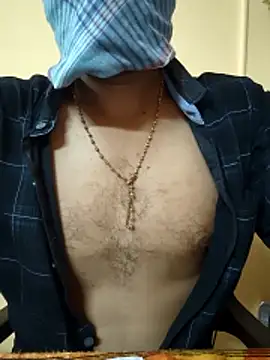 Snapshot of bullhottamil chatting on April 11, 4:00 pm bullhottamil online show from April 11, 4:00 pm