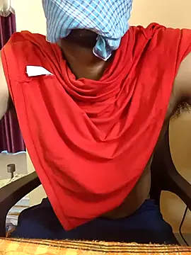 Snapshot of bullhottamil chatting on April 14, 6:08 am bullhottamil online show from April 14, 6:08 am