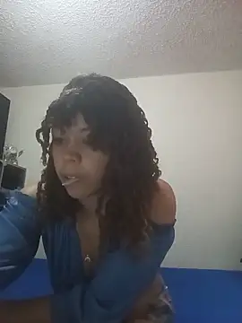 Snapshot of SweetJeii chatting on June 4, 8:37 pm SweetJeii online show from June 4, 8:37 pm