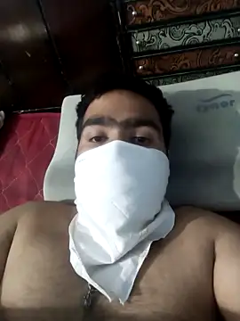 Snapshot of Partak_89 chatting on April 13, 10:43 am Partak 89 online show from April 13, 10:43 am