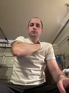 Snapshot of Daltoid chatting on April 19, 1:32 pm Daltoid online show from April 19, 1:32 pm