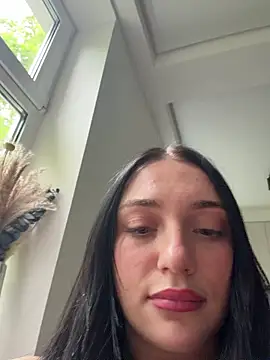 Snapshot of LucyHotty_ chatting on June 16, 3:58 pm LucyHotty online show from June 16, 3:58 pm