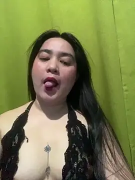 Snapshot of pinayhoney chatting on June 13, 4:05 pm pinayhoney online show from June 13, 4:05 pm
