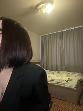 Snapshot of Hopefully_ chatting on May 5, 5:04 am Hopefully online show from May 5, 5:04 am
