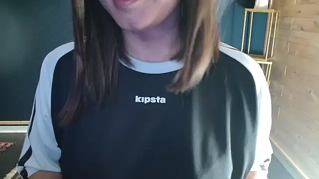 Snapshot of NicoleLove_ chatting on July 15, 3:50 pm NicoleLove online show from July 15, 3:50 pm
