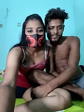 Snapshot of Hot-Couple4 chatting on May 6, 3:50 pm Hot-Couple4 online show from May 6, 3:50 pm