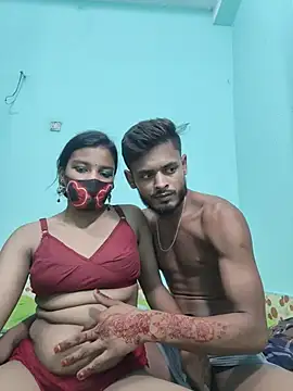Snapshot of Hot-Couple4 chatting on June 1, 3:47 pm Hot-Couple4 online show from June 1, 3:47 pm