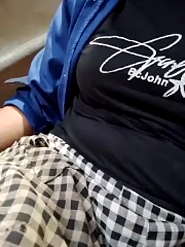 Snapshot of _Jini_ chatting on June 9, 11:33 am Jini online show from June 9, 11:33 am