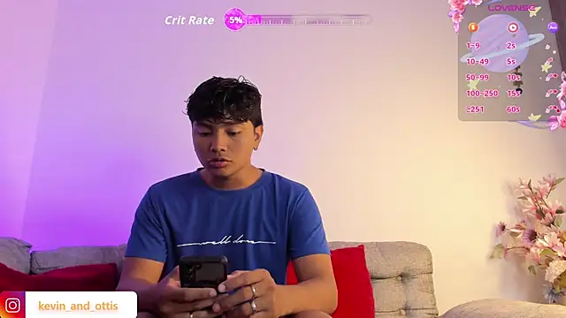 Snapshot of keyott chatting on May 14, 11:00 pm keyott online show from May 14, 11:00 pm