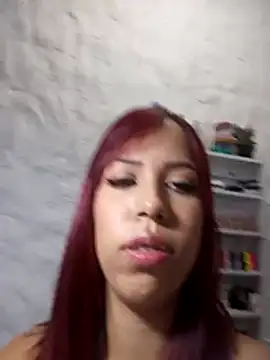 Snapshot of Samiragrey chatting on June 10, 6:40 pm Samiragrey online show from June 10, 6:40 pm
