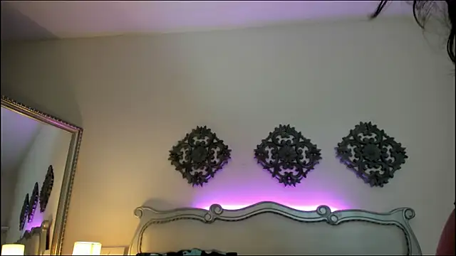 Snapshot of Coraline_Saenz chatting on April 14, 7:31 pm Coraline Saenz online show from April 14, 7:31 pm