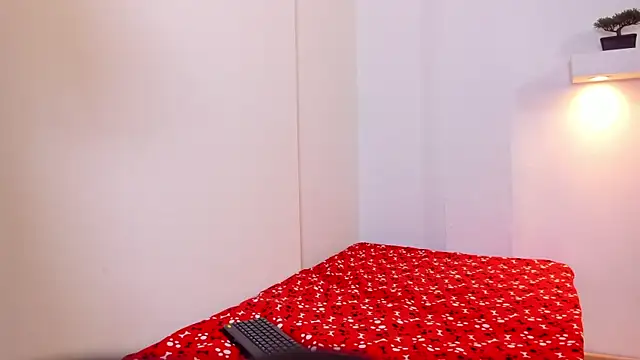 Snapshot of Kenji_n_Rousse chatting on July 15, 8:58 pm Kenji n Rousse online show from July 15, 8:58 pm