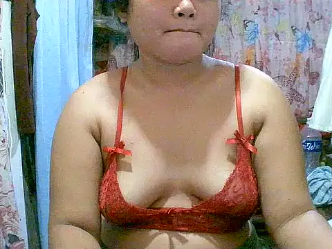 Snapshot of asian_faith1 chatting on June 5, 6:57 pm asian faith1 online show from June 5, 6:57 pm