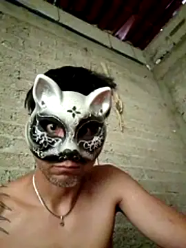 Snapshot of PeytonSlambottom chatting on May 8, 5:51 pm PeytonSlambottom online show from May 8, 5:51 pm