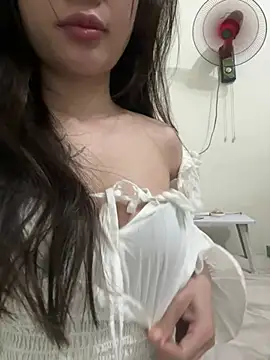 Snapshot of Neo-baby chatting on May 9, 3:17 pm Neo-baby online show from May 9, 3:17 pm