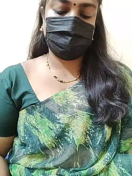 Stephaniee27 online show from May 29, 6:55 am