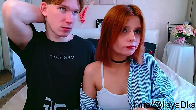 Snapshot of The_Slutty_Fox chatting on April 25, 8:06 am The Slutty Fox online show from April 25, 8:06 am