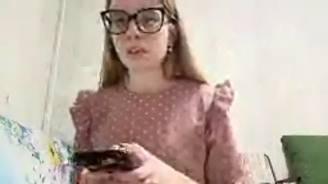 Snapshot of HornyNightTeacher chatting on May 13, 7:33 pm HornyNightTeacher online show from May 13, 7:33 pm