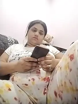 hotsilk21 online show from June 9, 7:53 am