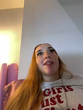 Snapshot of Sapphirelustxo chatting on July 27, 4:03 pm Sapphirelustxo online show from July 27, 4:03 pm
