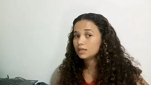 AlesiaDelross online show from April 20, 6:09 pm