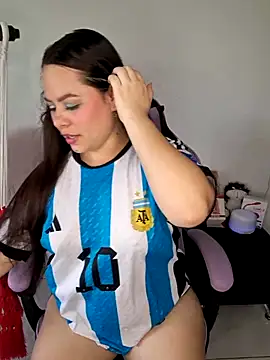 Snapshot of Sarita_21 chatting on April 12, 6:24 pm Sarita 21 online show from April 12, 6:24 pm