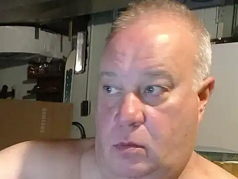 Snapshot of cum_martini chatting on July 18, 8:12 pm cum martini online show from July 18, 8:12 pm