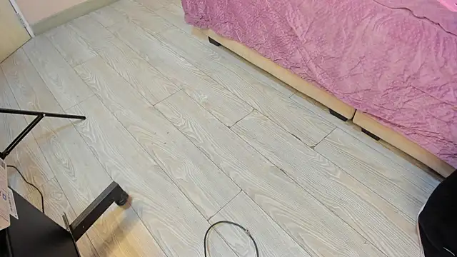 madydoll  online show from April 21, 1:42 am