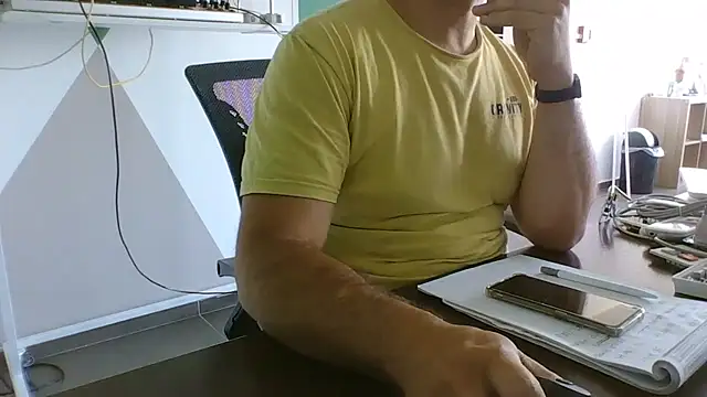 Snapshot of brunosso85ita chatting on June 11, 1:42 pm brunosso85ita online show from June 11, 1:42 pm