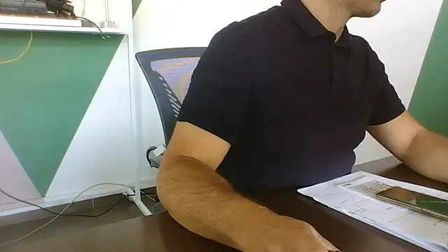 Snapshot of brunosso85ita chatting on June 29, 8:09 am brunosso85ita online show from June 29, 8:09 am