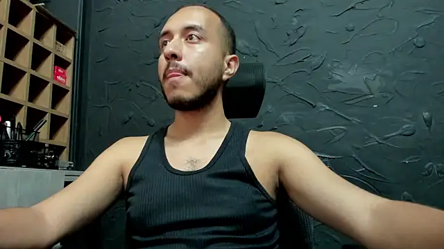 cristianstone2 online show from April 22, 10:44 pm