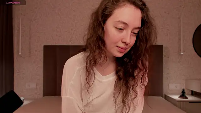 twotantrictouch online show from April 25, 2:25 pm