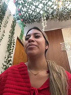 Kimmiebellarie online show from June 17, 12:18 pm