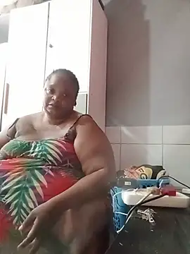 Snapshot of SweetBelly1 chatting on June 10, 8:57 am SweetBelly1 online show from June 10, 8:57 am