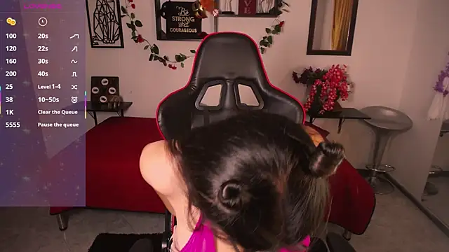 Snapshot of milu1220_ chatting on April 14, 4:02 pm milu1220 online show from April 14, 4:02 pm