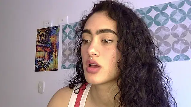 Snapshot of shelsy_d chatting on May 28, 8:28 pm shelsy d online show from May 28, 8:28 pm