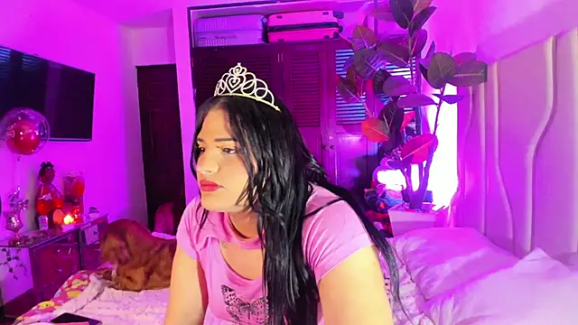 Snapshot of Sexy23cmpartyxxdirty chatting on April 11, 12:48 am Sexy23cmpartyxxdirty online show from April 11, 12:48 am