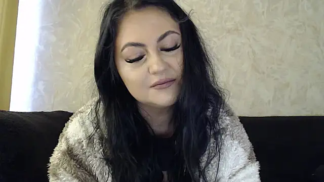 Snapshot of ada_rain chatting on May 17, 12:45 pm ada rain online show from May 17, 12:45 pm