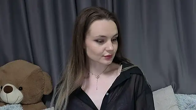 Lovelisse online show from May 17, 8:27 pm