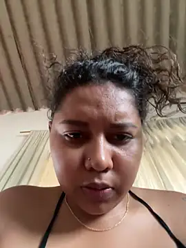 Snapshot of Ninibella chatting on June 17, 8:43 pm Ninibella online show from June 17, 8:43 pm