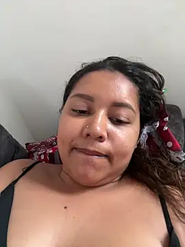 Snapshot of Ninibella chatting on July 6, 3:14 pm Ninibella online show from July 6, 3:14 pm