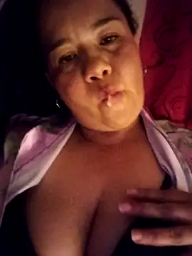 Fernanda Bali online show from April 18, 2:59 am