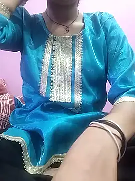 Snapshot of Liviya__225__ chatting on April 11, 7:13 am Liviya 225 online show from April 11, 7:13 am