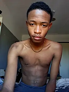 youngAndReckles online show from August 4, 7:33 am