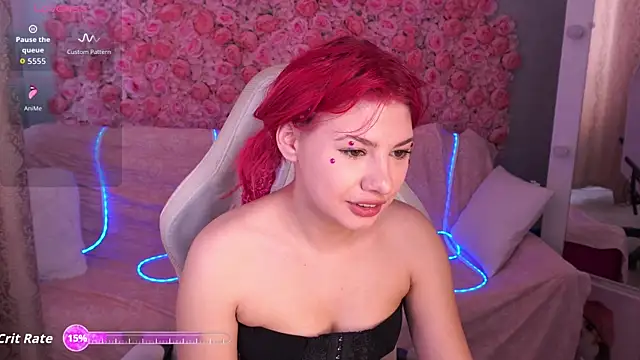 Snapshot of PinkyTrix chatting on April 17, 12:52 pm PinkyTrix online show from April 17, 12:52 pm